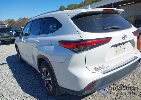 2022 Toyota Highlander Xle from USA, damaged, VIN 5TDGZRAH5NS104047